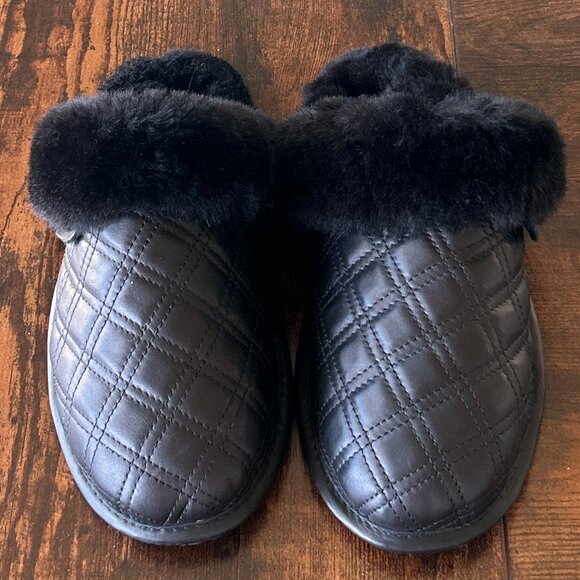 NWT UGG Scuffette II Quilted Genuine Shearling Slipper ~ Black - Picture 5 of 8